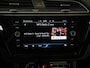 Volkswagen Touran 1.5 TSI Highline DSG | 7 Persoons | Panoramadak | Digital Cockpit | Zondag Open!