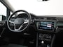 Volkswagen Touran 1.5 TSI Highline DSG | 7 Persoons | Panoramadak | Digital Cockpit | Zondag Open!