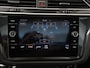 Volkswagen Tiguan 2.0 TSI 4Motion Highline Business R | Trekhaak | Panoramadak | Head-Up | Zondag Open!