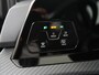 Volkswagen Golf 1.5 eTSI R-Line DSG | Schuifdak | DCC Adaptief | Stuurverwarming | Zondag Open!