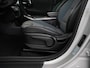 Kia Niro EV e-Niro DynamicLine 64 kWh | SOH 100% | Trekhaak | Zondag Open!