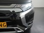 Mitsubishi Outlander 2.4 PHEV Instyle | Trekhaak | Leder | Elektr stoelverstelling | Zondag Open!