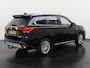 Mitsubishi Outlander 2.4 PHEV Instyle | Trekhaak | Leder | Elektr stoelverstelling | Zondag Open!