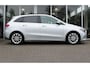 Mercedes-Benz B-klasse 180 | Panoramadak | Trekhaak | Sfeerverlichting | Apple Carplay