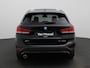 BMW X1 xDrive25e | WORDT VERWACHT | HEAD-UP DISPLAY | TREKHAAK | ELEKTRISCHE ACHTERKLEP | ACHTERUITRIJCAMERA | STOELVERWARMING | NAVIGATIE | BLUETOOTH | CRUISE CONTROL | LICHTMETALEN VELGEN |