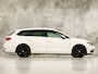 SEAT Leon 1.0 EcoTSI Intense Sport Automaat (APPLE CARPLAY, NAVIGATIE, CLIMATE, KEYLESS, SPORTSTOELEN, PARKEERSENSOREN, GETINT GLAS, CRUISE, NIEUWSTAAT)