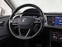 SEAT Leon 1.0 EcoTSI Intense Sport Automaat (APPLE CARPLAY, NAVIGATIE, CLIMATE, KEYLESS, SPORTSTOELEN, PARKEERSENSOREN, GETINT GLAS, CRUISE, NIEUWSTAAT)