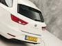 SEAT Leon 1.0 EcoTSI Intense Sport Automaat (APPLE CARPLAY, NAVIGATIE, CLIMATE, KEYLESS, SPORTSTOELEN, PARKEERSENSOREN, GETINT GLAS, CRUISE, NIEUWSTAAT)