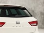SEAT Leon 1.0 EcoTSI Intense Sport Automaat (APPLE CARPLAY, NAVIGATIE, CLIMATE, KEYLESS, SPORTSTOELEN, PARKEERSENSOREN, GETINT GLAS, CRUISE, NIEUWSTAAT)
