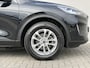 Ford Kuga 2.5 PHEV Titanium / Dealer Onderhouden / Trekgewicht 1.500 KG / Stoelverwarming / Verwarmde Voorruit / Navigatie / Elektrische Achterklep / Apple Carplay/Android Auto / Camera / Dual-Zone Climate Control / B&O Audio / Keyless Entry & Start /
