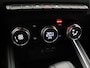 Renault Clio 1.6 E-Tech Full Hybrid 145 techno | Navigatie | Cruise Control | Achteruitrij Camera | Climate Control | Apple Carplay & Android Auto |