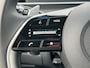 Hyundai Staria 2.2 Dubbele Cabine 6 pers Aut. Camera | 6 pers Dubbele cabine | 2 schuifdeuren | Carplay | Trekhaak | Adaptive cruise controle | Ruiten achter | Parkeersensoren voor en achter | Climate controle | Draadloos laden