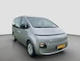 Hyundai Staria 2.2 Dubbele Cabine 6 pers Aut. Camera | 6 pers Dubbele cabine | 2 schuifdeuren | Carplay | Trekhaak | Adaptive cruise controle | Ruiten achter | Parkeersensoren voor en achter | Climate controle | Draadloos laden