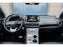 Hyundai Kona Electric EV Premium 64 kWh | 98% SOH | Schuifdak | Keyless | Stoelventilatie/verwarming | Camera | Stuurverwarming