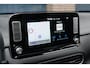 Hyundai Kona Electric EV Premium 64 kWh | 98% SOH | Schuifdak | Keyless | Stoelventilatie/verwarming | Camera | Stuurverwarming