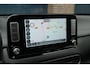 Hyundai Kona Electric EV Premium 64 kWh | 98% SOH | Schuifdak | Keyless | Stoelventilatie/verwarming | Camera | Stuurverwarming