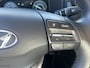 Hyundai Kona Electric EV Fashion 64 kWh | 3 fase | Navigatie | Stoelverwarming | Apple carplay | Rijklaarprijs! |
