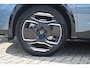 Peugeot e-5008 GT Avantage 73 kWh 7p | Schuif-/Kanteldak | Elektr. Stoelen | Stoel/Stuurverwarming | Navigatie | 360 Camera !