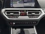 BMW 3-Serie Touring 320e Business Edition Plus (Plug-In) {SoH-93%} (INCL-BTW) Aut *PANO | LASER-LED | LEATHER | HEATED-SPORTSEATS | HIFI-SOUND | KEYLESS | DIGI-COCKPIT | NAVI-FULLMAP | DAB | AMBIENTLIGHT | PRIVACY-GLASS | ECC | PDC | CRUISE | TOWBAR | 17"ALU