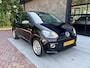 Volkswagen Up! 1.0 Black Edition High up! | Airco | Cruise |