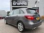 Mercedes-Benz B-klasse 180 Ambition -AUTOMAAT-1STE EIGENAAR-DEALER ONDERHOUDEN-SPORTSTOELEN-CLIMA-CAMERA-CRUISECONTROL-ETC.