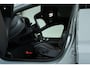 Volvo XC60 T6 Plug-in hybrid AWD Ultra Black Edition | Panoramadak | Trekhaak | Luchtvering | Verwarmbare voorstoelen, achterbank en stuurwiel | Head-up display | 360 graden camera | Premium audio by Harman Kardon | Apple carplay/Android auto