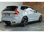 Volvo XC60 T6 Plug-in hybrid AWD Ultra Black Edition | Panoramadak | Trekhaak | Luchtvering | Verwarmbare voorstoelen, achterbank en stuurwiel | Head-up display | 360 graden camera | Premium audio by Harman Kardon | Apple carplay/Android auto