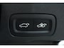 Volvo XC60 T6 Plug-in hybrid AWD Ultra Black Edition | Panoramadak | Trekhaak | Luchtvering | Verwarmbare voorstoelen, achterbank en stuurwiel | Head-up display | 360 graden camera | Premium audio by Harman Kardon | Apple carplay/Android auto