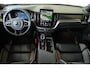 Volvo XC60 T6 Plug-in hybrid AWD Ultra Black Edition | Panoramadak | Trekhaak | Luchtvering | Verwarmbare voorstoelen, achterbank en stuurwiel | Head-up display | 360 graden camera | Premium audio by Harman Kardon | Apple carplay/Android auto