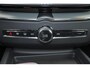 Volvo XC60 T6 Recharge AWD Ultra Black Edition - Panorama/schuifdak - IntelliSafe Assist & Surround - 360º Camera - Harman/Kardon audio - Adaptieve LED koplampen - Verwarmde voorstoelen, stuur & achterbank - Parkeersensoren voor & achter - Elektr. bedienb. voorstoelen met geheugen - Head up display - Draadloze tel. lader - Extra getint glas - 21' LMV