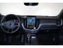 Volvo XC60 T6 Recharge AWD Ultra Black Edition - Panorama/schuifdak - IntelliSafe Assist & Surround - 360º Camera - Harman/Kardon audio - Adaptieve LED koplampen - Verwarmde voorstoelen, stuur & achterbank - Parkeersensoren voor & achter - Elektr. bedienb. voorstoelen met geheugen - Head up display - Draadloze tel. lader - Extra getint glas - 21' LMV