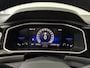 Volkswagen T-Roc 1.5 TSI R-Line | Trekhaak afn. 1.500 kg | Stoelverwarming | Navigatie | Adaptive Cruise Control |