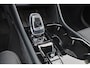 Volvo XC40 B3 Plus Dark - IntelliSafe Assist & Surround - 360º Camera - Harman/Kardon audio - Verwarmde voorstoelen & stuur - Parkeersensoren voor & achter - Elektr. bedienb. voorstoelen met geheugen links - Draadloze tel. lader - Standkachel - Extra getint glas - 18' LMV