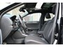 Volkswagen T-Roc 1.5 TSI Sport 150PK | Panoramadak | Trekhaak | ACC