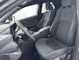 Toyota C-HR / C-HR+ 1.8 Hybrid 140 First Edition | Voorruit-Stuur-Stoelverwarming | Blindspot | Parkeersensoren V+A |