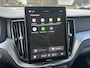 Volvo XC60 2.0 T6 Plug-in hybrid AWD Plus Black Edition PHEV | VAN: 59.900,- ND: 56.877,- UW HERSTVOORDEEL: 2.023,- | TREKHAAK | DEALER ONDERHOUDEN | HEAD UP | 360CAMERA | FABR. GARANTIE! |