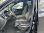 Volvo XC60 2.0 T8 Plug-in hybrid AWD Plus Black Edition VAN: 59.900,- ND: 56.877,- UW HERSTVOORDEEL: 2.023,- | TREKHAAK | DEALER ONDERHOUDEN | HEAD UP | 360CAMERA | FABR. GARANTIE! |
