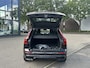 Volvo XC60 2.0 T6 Plug-in hybrid AWD Plus Black Edition PHEV | VAN: 59.900,- ND: 56.877,- UW HERSTVOORDEEL: 2.023,- | TREKHAAK | DEALER ONDERHOUDEN | HEAD UP | 360CAMERA | FABR. GARANTIE! |