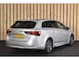 Toyota Avensis Touring Sports 1.8 VVT-i SkyView Edition 147 pk Panodak 2e eig. NL-auto Camera Clima Cruise + Nwe APK