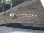 Peugeot e-2008 Allure EV 50kWh 136pk, Rijklaarprijs, 360° Camera Adaptieve cruise control Warmtepomp