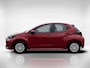 Toyota Yaris 1.5 Hybrid 115 Comfort **EMOTIONAL RED METALLIC/ NIEUWE AUTO/ DIRECT LEVERBAAR**