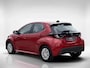 Toyota Yaris 1.5 Hybrid 115 Comfort **EMOTIONAL RED METALLIC/ NIEUWE AUTO/ DIRECT LEVERBAAR**