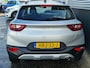 Kia Stonic 1.0 T-GDi MHEV DynamicLine Navigatie, Achteruitrijcamera, Cruise control, NL-auto, BTW-auto