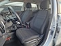 Kia Stonic 1.0 T-GDi MHEV DynamicLine Navigatie, Achteruitrijcamera, Cruise control, NL-auto, BTW-auto