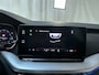 Skoda Octavia Combi 1.0 e-TSI DSG Sport Business Trekhaak Navigatie Sfeerverlichting Parkeersensoren