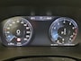 Volvo XC40 2.0 B4 Business Pro | Adaptieve Cruise Control | Trekhaak | Dodehoek Detectie | Parkeercamera | Navigatie | Apple CarPlay & Android Auto | Uitschuifbare Beensteunen |