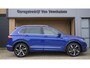 Volkswagen Tiguan 2.0 TSI 190pk 4Motion DSG 3-R-Line Pano.Dak Elek.Trekhaak 20inch LM 360-View *Lapiz Blue Metallic* IQ Light 67320km!