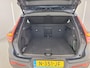 Volvo XC40 T4 Recharge Inscription | Leder | Adaptive Cruise | Verwarmbaar stuur en stoelen | Audio installatie | Cruise control adaptief | Electronic climate controle