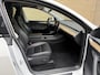 Tesla Model Y Long Range AWD 75 kWh SOH 93% | Lederen bekleding | Autopilot | Warmtepomp | 360 camera | Stoelverwarming | Panoramadak | Navigatie | 21 inch velgen | Elektrische achterklep