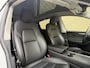 Tesla Model Y Long Range AWD 75 kWh SOH 93% | Lederen bekleding | Autopilot | Warmtepomp | 360 camera | Stoelverwarming | Panoramadak | Navigatie | 21 inch velgen | Elektrische achterklep